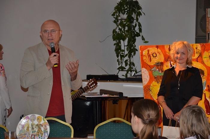 Mākslas izstādes “Tēriņu ielas mistērijas” atklāšana,12.04.2013.