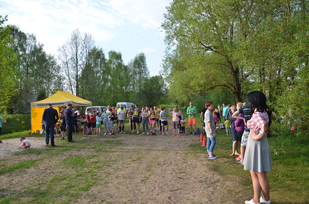 Pavasara kross “Skrējiens apkārt Pavasara dīķim” 5.posms 10.05.2016.