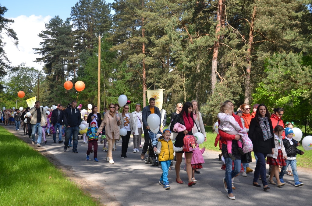 Bērnu un jauniešu svētki “Ar vasaru saujā”, 31.05.2015.