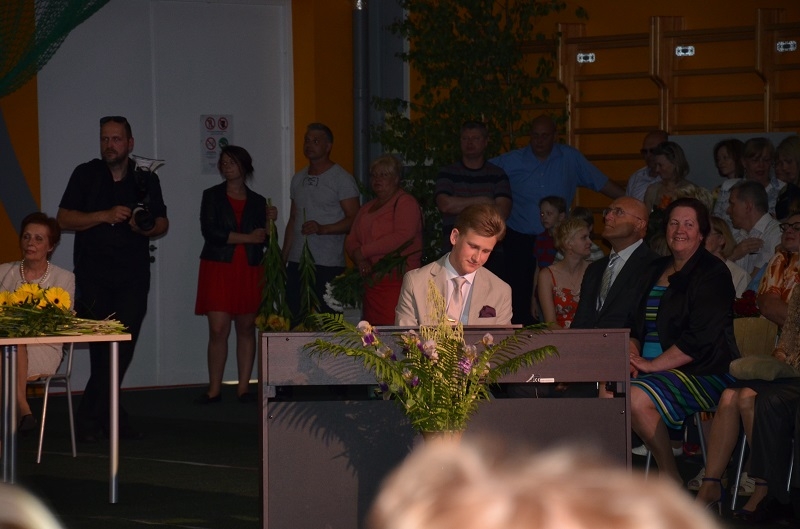 Absolventi Mārupes vidusskolā, 12.06.2015.