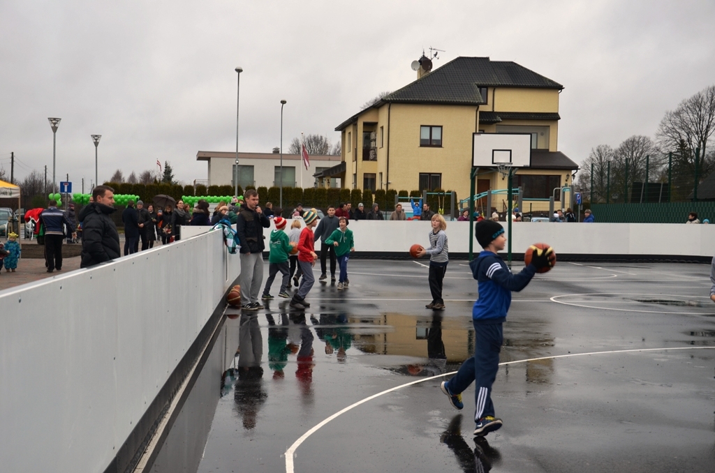 Gerberu ielas sporta laukuma atklāšana 22.12.2015.