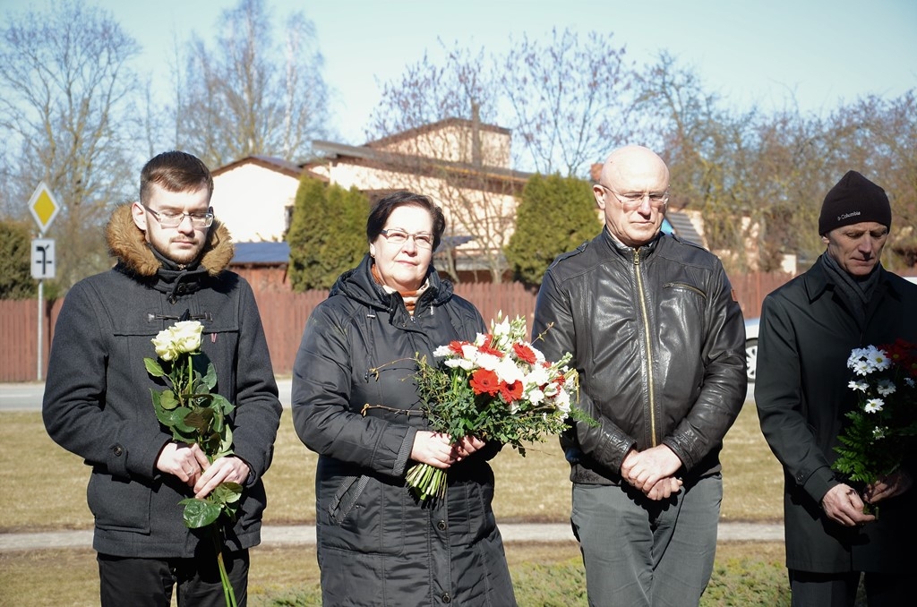 Komunistiskā genocīda upuru piemiņas brīdis Mārupes kapos, 24.03.2017.