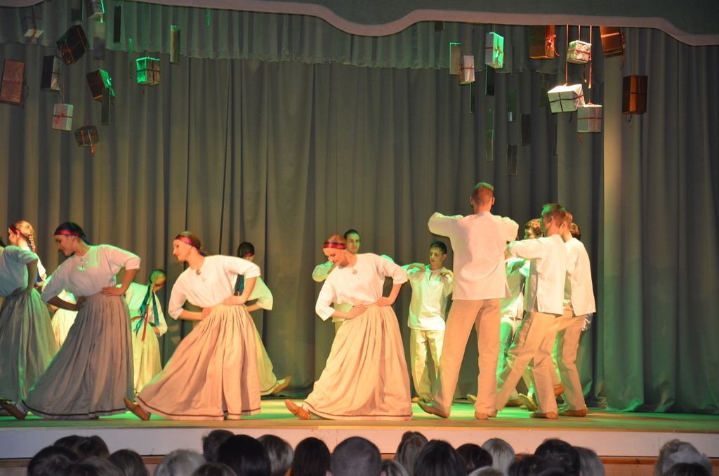 Tautas deju koncerts “Ziemas virpulī”, 12.12.2015.