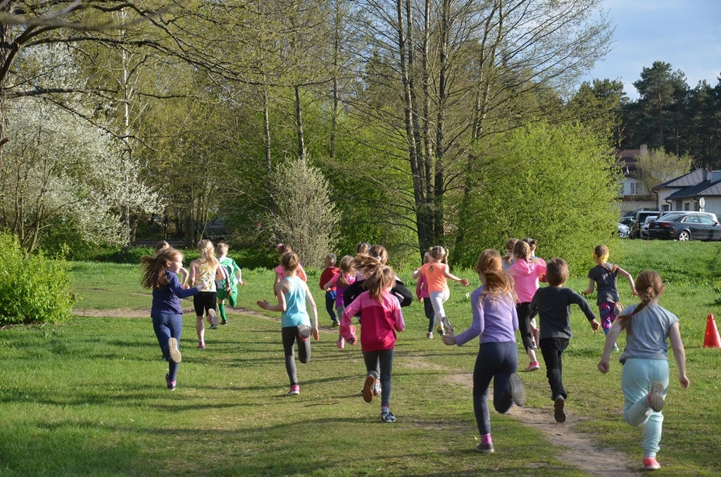 Pavasara kross “Skrējiens apkārt Pavasara dīķim” 4.posms 03.05.2016.
