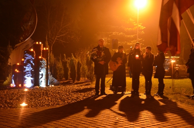Lāčplēša dienas lāpu gājiens Mārupē, 11.11.2013.