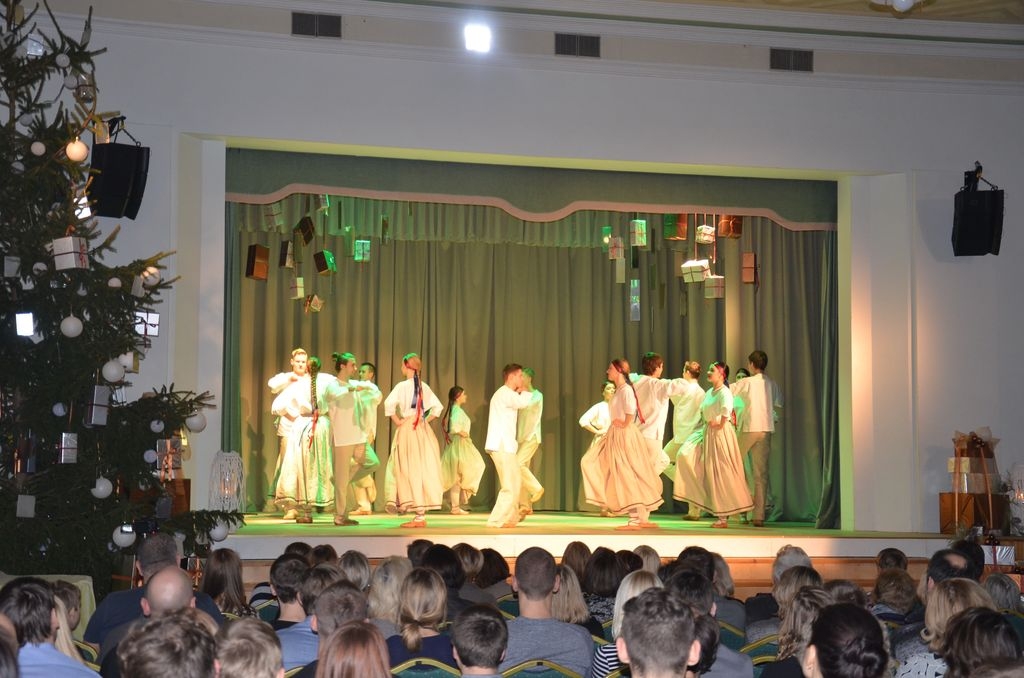 Tautas deju koncerts “Ziemas virpulī”, 12.12.2015.