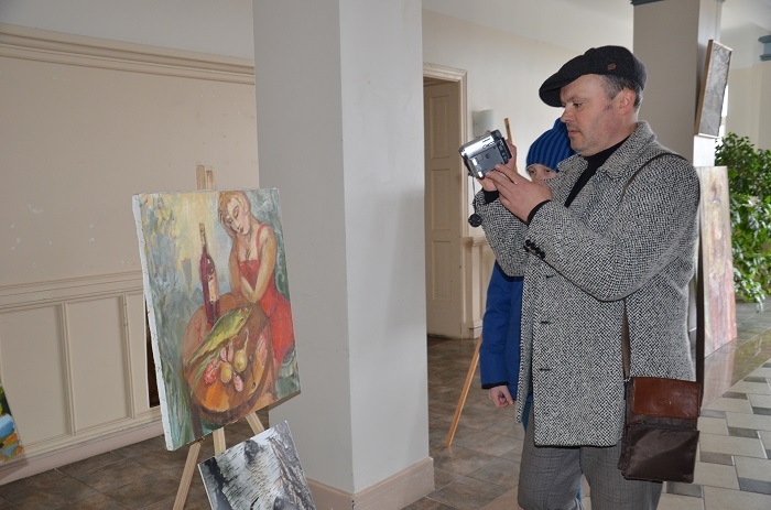 Mākslas izstādes “Tēriņu ielas mistērijas” atklāšana,12.04.2013.