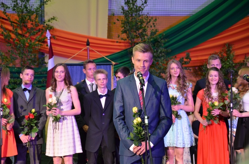 Absolventi Mārupes vidusskolā, 12.06.2015.