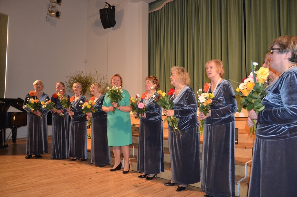 Senioru ansambļa “Pīlādzis” 10 gadu jubileja, 01.04.2017.