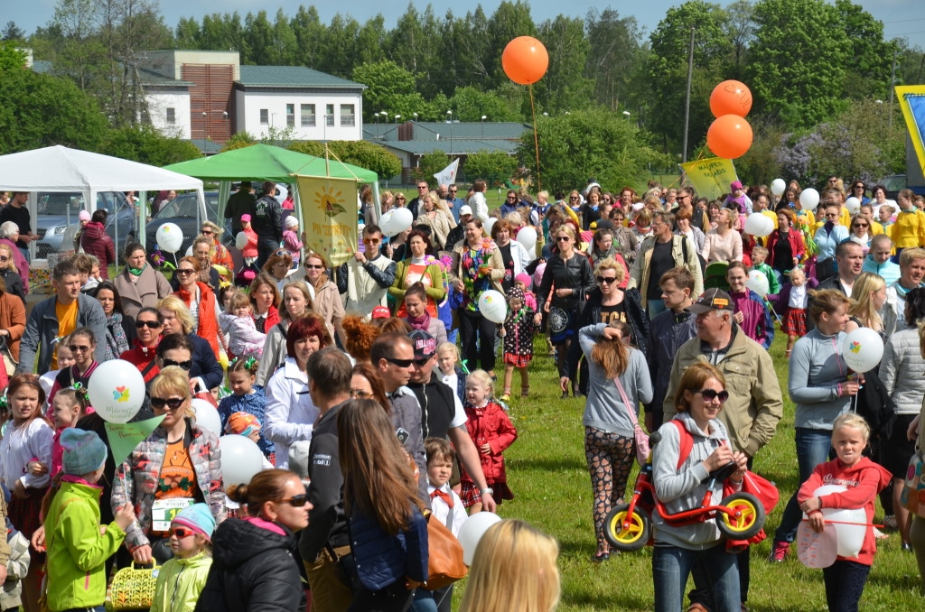 Bērnu un jauniešu svētki “Ar vasaru saujā”, 31.05.2015.