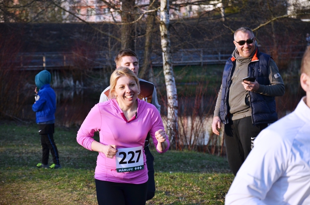 Pavasara krosa “Skrējiens apkārt Pavasara dīķim” 1.posms 12.04.2016.