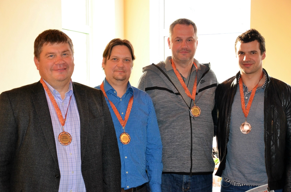 Hokeja sabiedrības zolītes čempionāts Mārupē 03.04.2016.