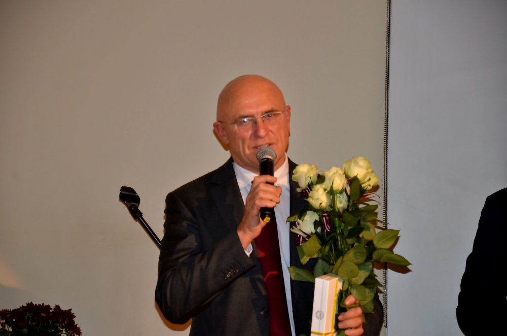 Mārupes Dāmu klubiņa izrāde “Pirms simts gadiem Bieriņmuižā” 17.11.2015.