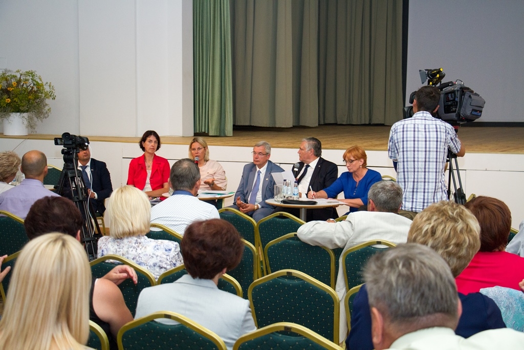 LPS Izglītības un kultūras komitejas sēde Mārupē, 01.08.2017.
