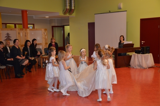 Kirgizstānas izglītības un zinātnes ministres vizīte Mārupē, 08.01.2015.