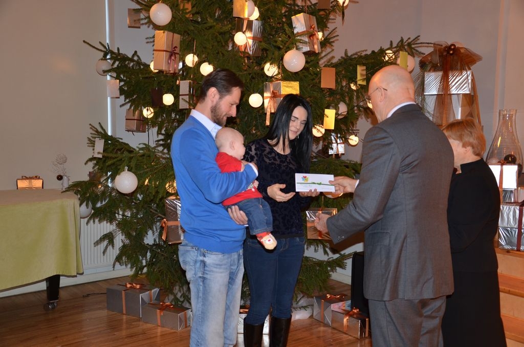 Jaundzimušo sveikšanas pasākums “Esmu mazais mārupietis”, 19.12.2015.