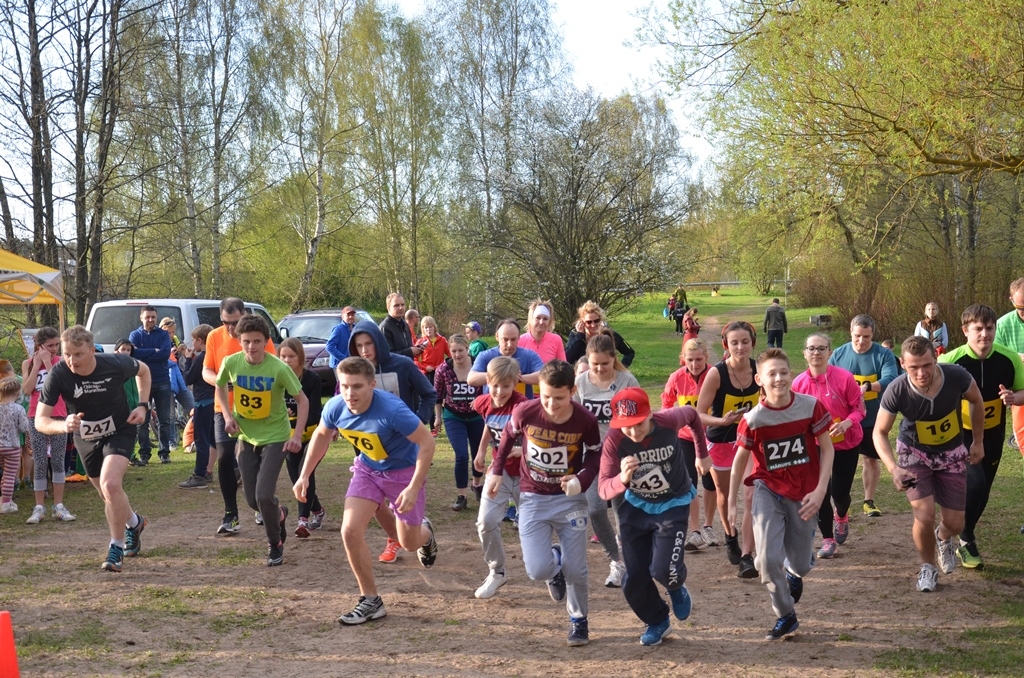 Pavasara kross “Skrējiens apkārt Pavasara dīķim” 4.posms 03.05.2016.