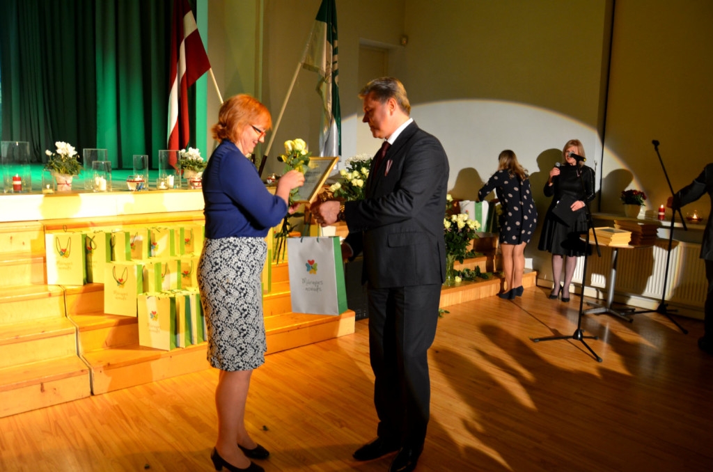 Svinīgs sarīkojums par godu Latvijas valsts svētkiem 17.11.2015.