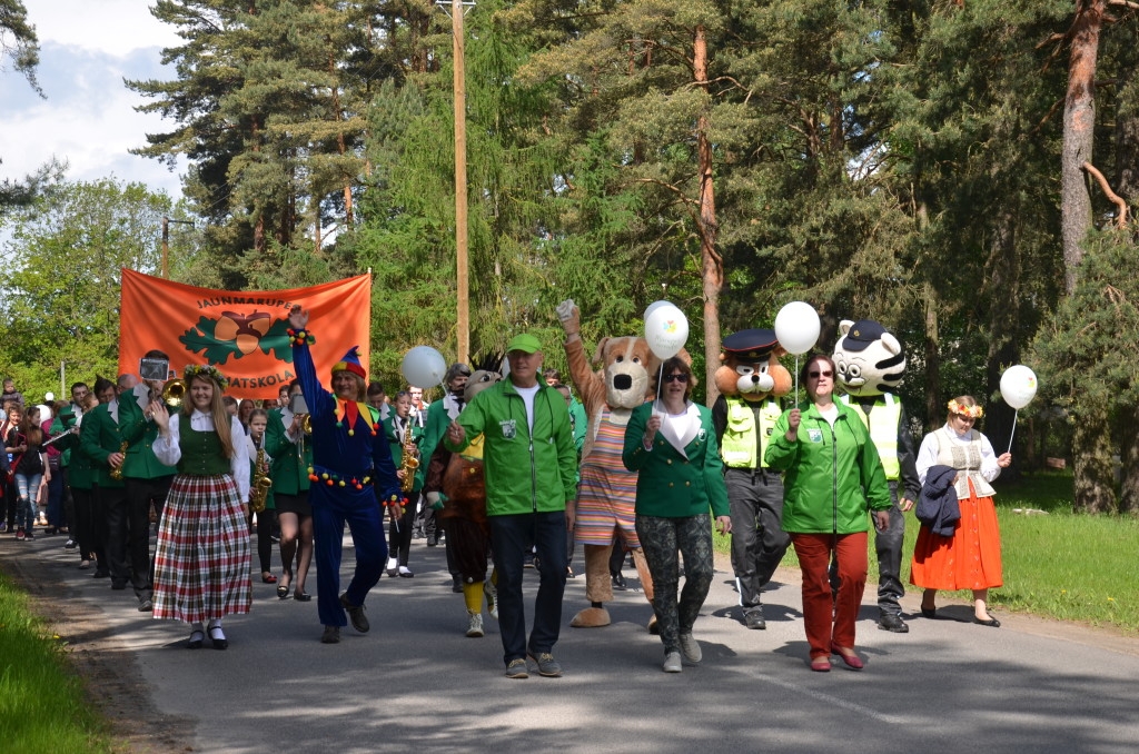 Bērnu un jauniešu svētki “Ar vasaru saujā”, 31.05.2015.