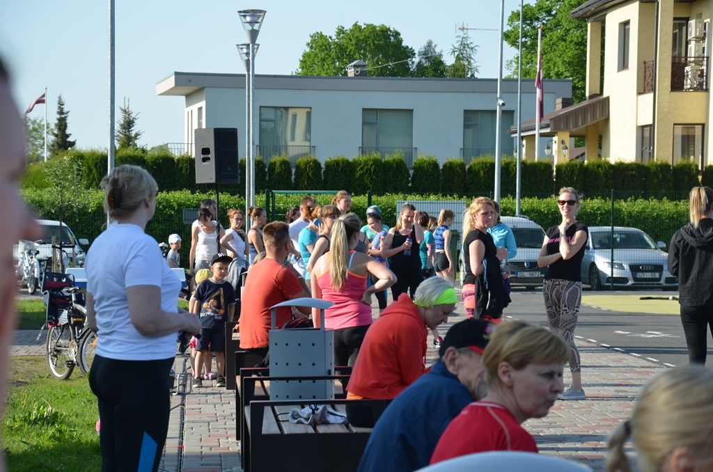 Brīvdabas fitnesa 1.nodarbība Mārupes novadā 23.05.2016.