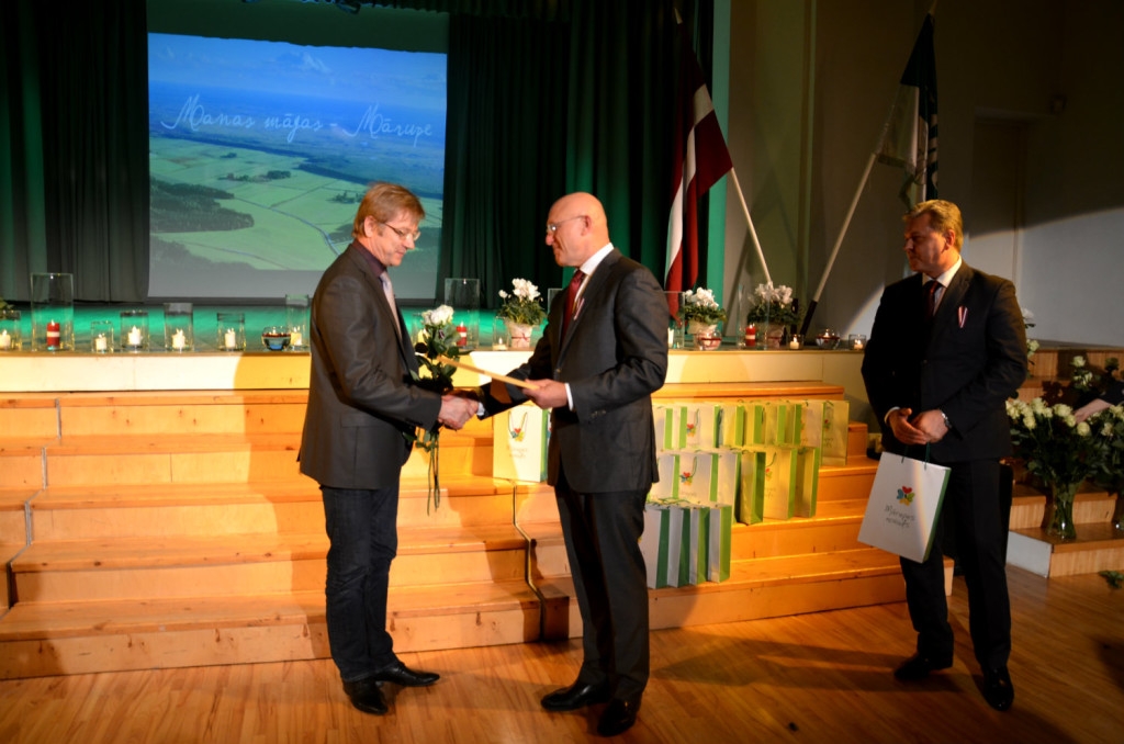 Svinīgs sarīkojums par godu Latvijas valsts svētkiem 17.11.2015.