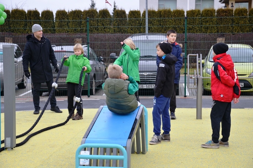 Gerberu ielas sporta laukuma atklāšana 22.12.2015.