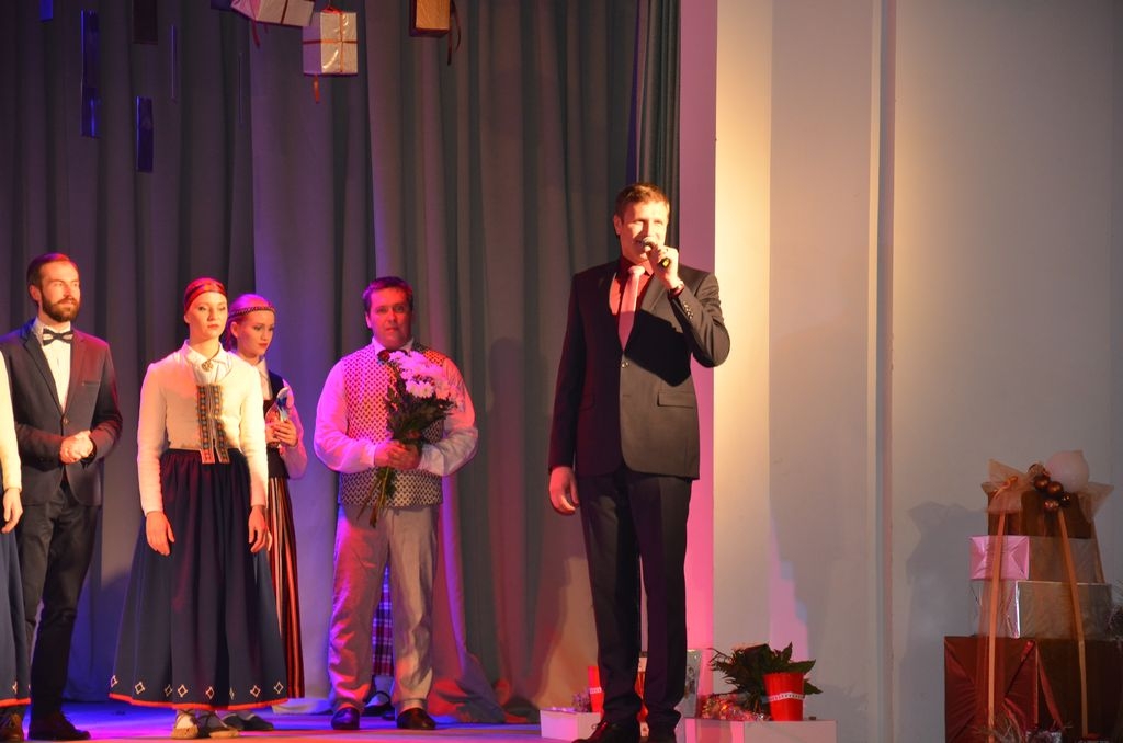 Tautas deju koncerts “Ziemas virpulī”, 12.12.2015.
