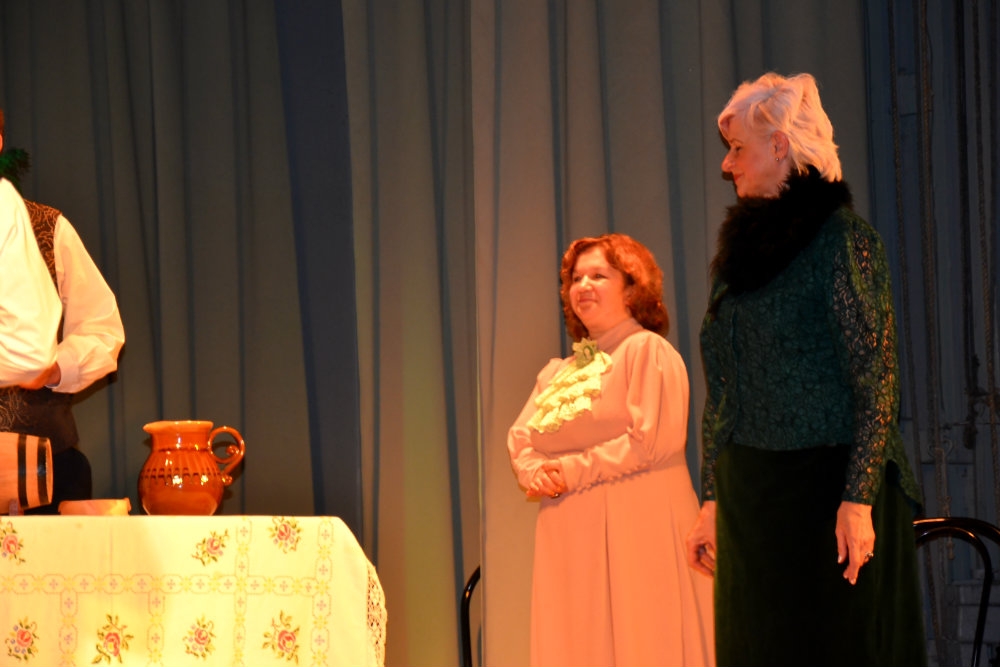 Mārupes Dāmu klubiņa izrāde “Pirms simts gadiem Bieriņmuižā” 17.11.2015.