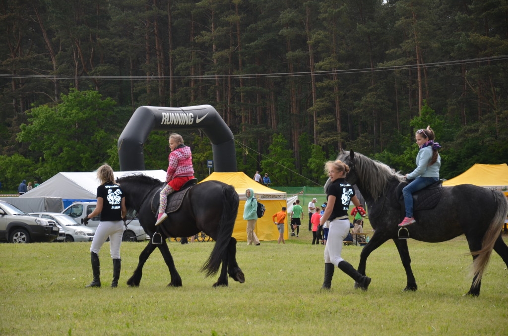 Bērnu un jauniešu svētki “Ar vasaru saujā”, 31.05.2015.