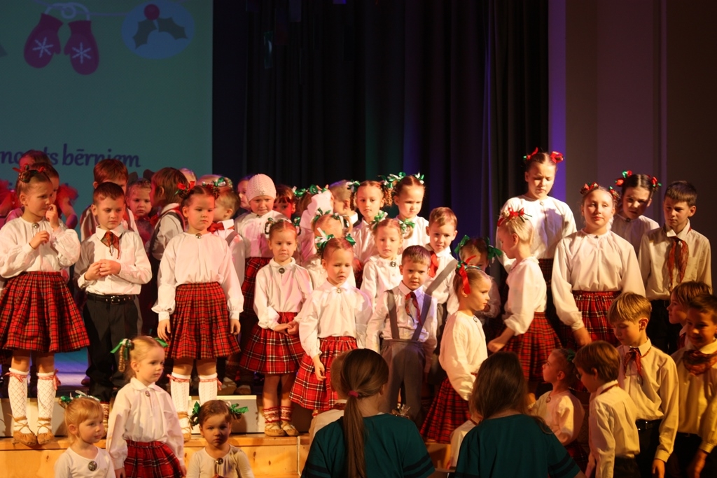 Adventes koncerts bērniem “Nāc ciemos!” 06.12.2015.
