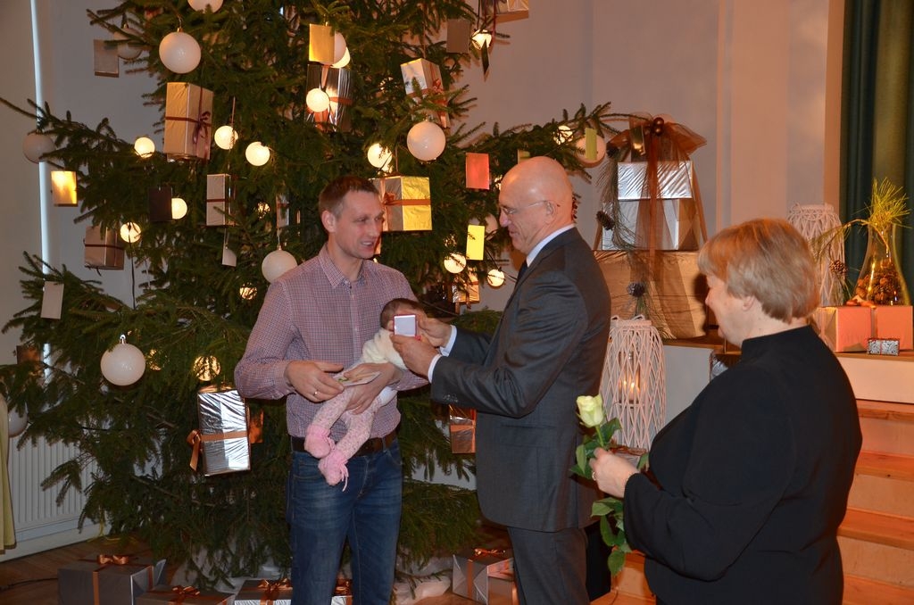 Jaundzimušo sveikšanas pasākums “Esmu mazais mārupietis”, 19.12.2015.