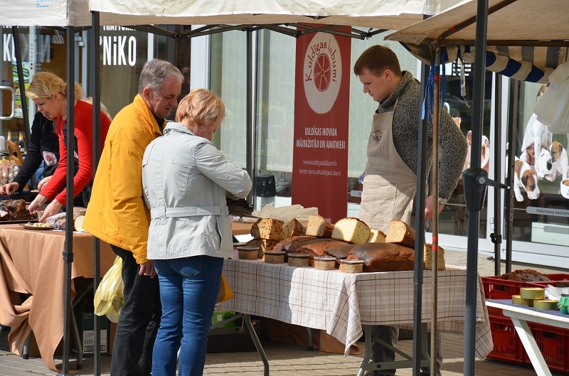 Latvijas mājražotāju tirdziņš Mārupē, 04.05.2015.