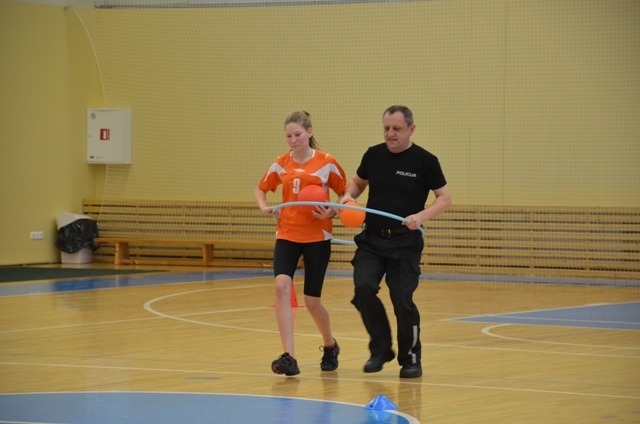 Policijas – skolu sporta diena “Esi draugs!”, 27.11.2013.