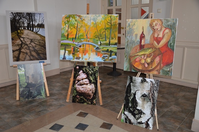 Mākslas izstādes “Tēriņu ielas mistērijas” atklāšana,12.04.2013.