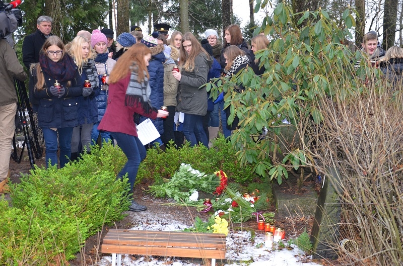 Barikāžu atceres brīdis Mārupē, 16.01.2015.