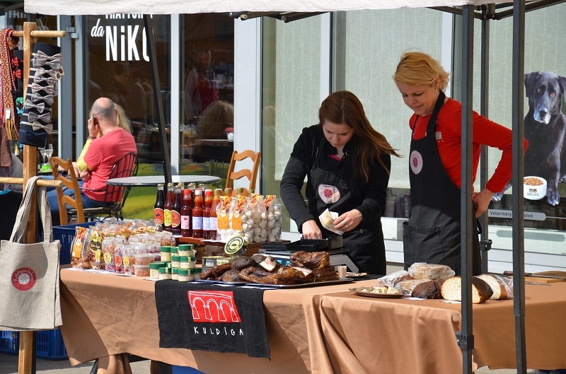 Latvijas mājražotāju tirdziņš Mārupē, 04.05.2015.