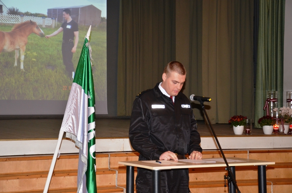 Pašvaldības policijas darbinieku zvēresta nodošana 04.12.2015.
