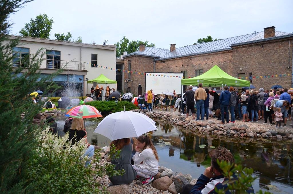 Brīvdabas kino atklāšanas svētki Mārupē, 03.08.2017.