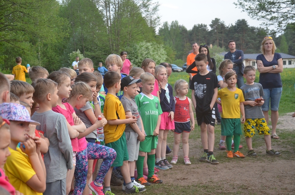Pavasara kross “Skrējiens apkārt Pavasara dīķim” 5.posms 10.05.2016.