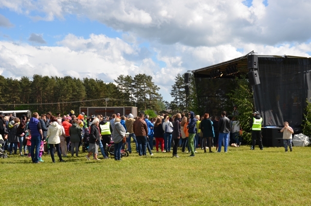 Bērnu un jauniešu svētki “Ar vasaru saujā”, 31.05.2015.