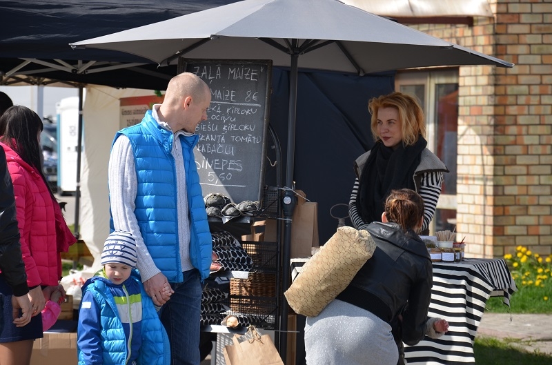 Latvijas mājražotāju tirdziņš Mārupē, 04.05.2015.