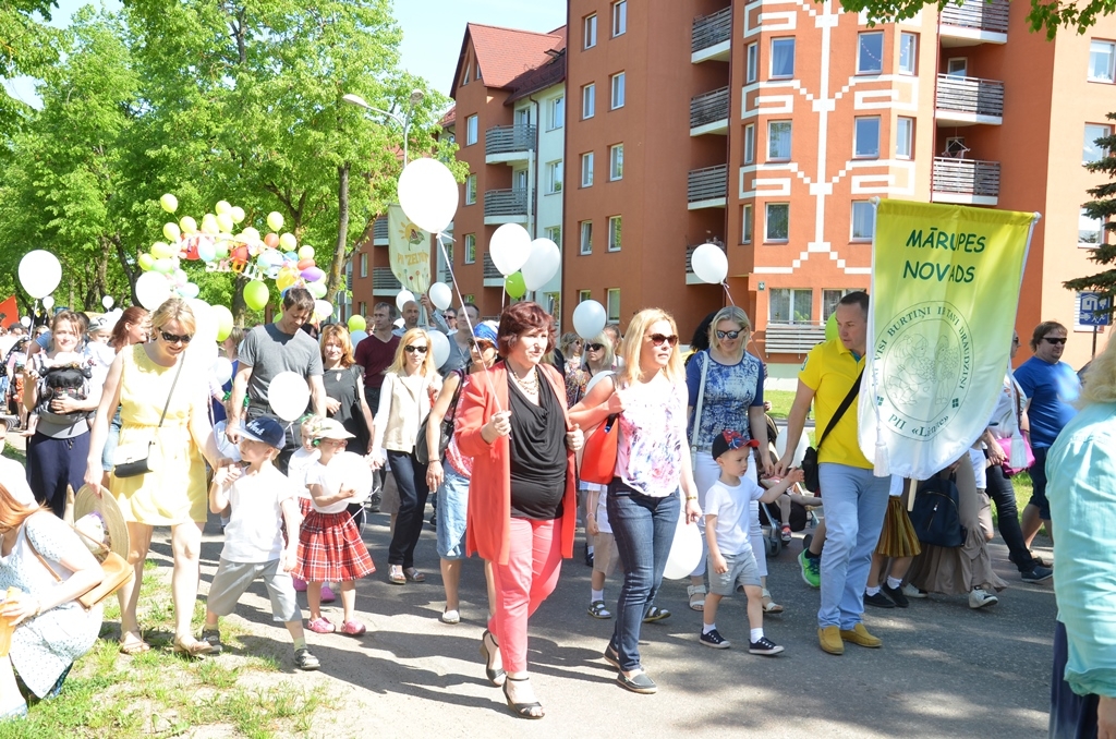 Bērnu un jauniešu svētki “Ar vasaru saujā” 2017