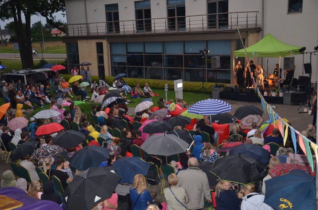 Brīvdabas kino atklāšanas svētki Mārupē, 03.08.2017.