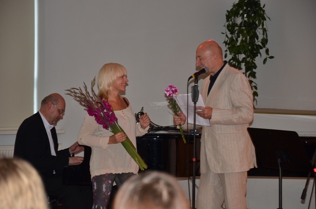 Muzikālais dzejas vakaras “Āboli krīt” ar dzejnieku Ojāru Ulmani, 13.09.2013.