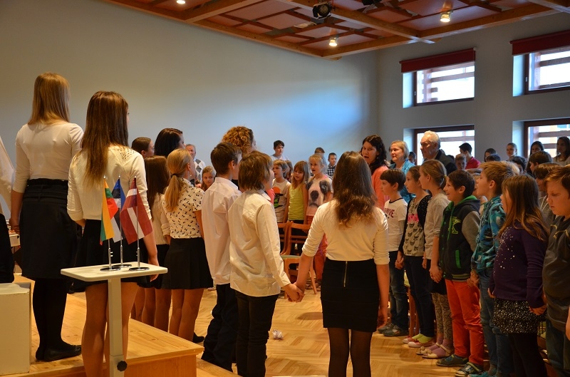 Jaunmārupes pamatskolā atmostas Latvija, atmostas Baltija, 23.10.2014.