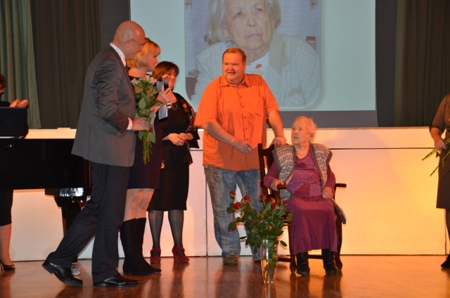 Mārupes senioru, kam 80, 85, 90 un vairāk sumināšana, 06.11.2013.