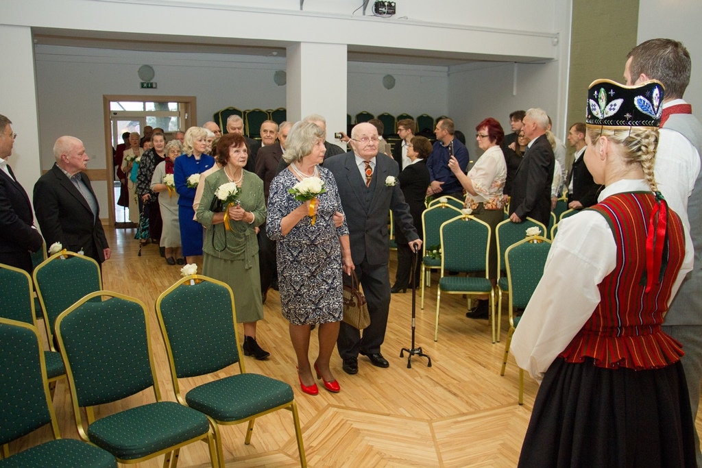  Zelta kāzu pāri