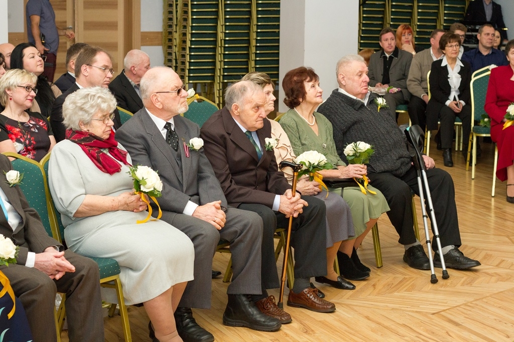  Zelta kāzu pāri
