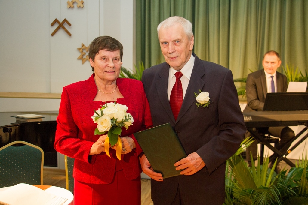  Zelta kāzu pāri