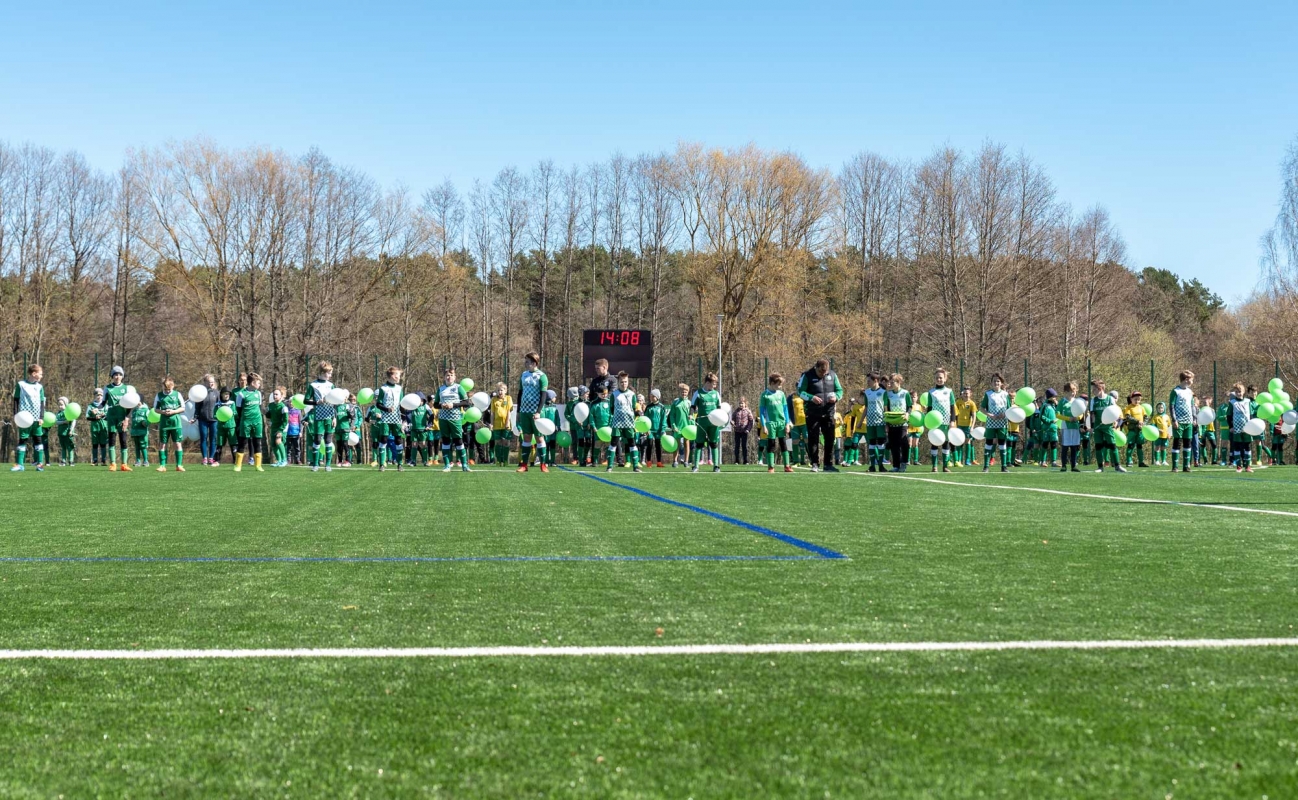 Jaunmārupes pamatskolas stadiona atklāšana, foto: L.Līvzinieks 21.04.2018.